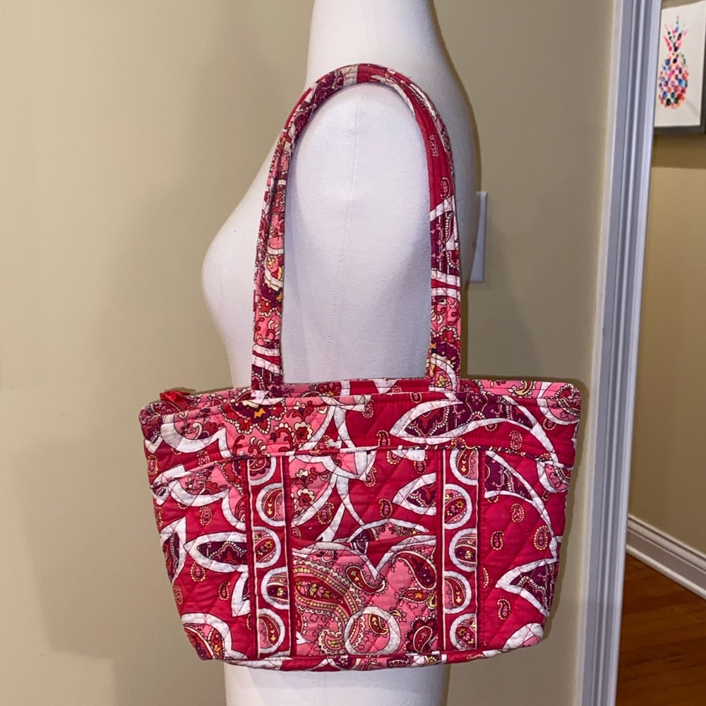 Vera Bradley Shoulder Bag- Rosie Poseys Pattern